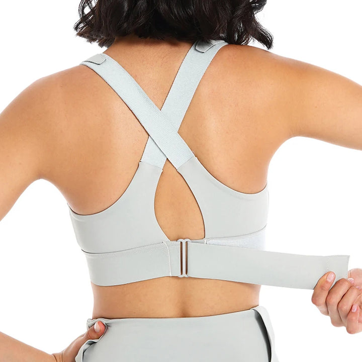 "Shockproof Plus Size Zip Sports Bra – Adjustable & Supportive